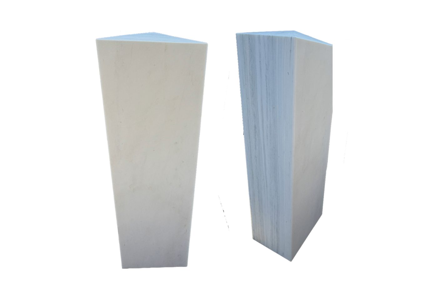 Stele aus weißer Marmor I EDV-Nr. R053